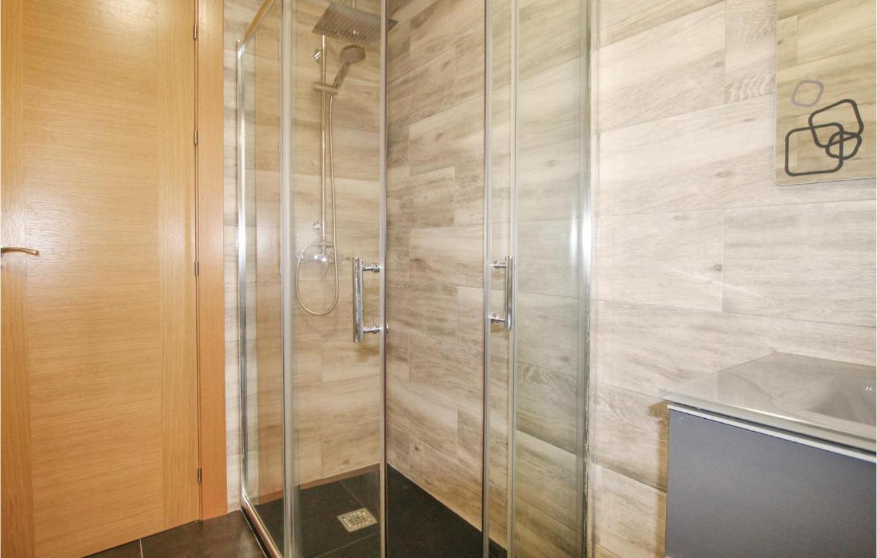 3 Bedroom Gorgeous Apartment In Аликанте Екстериор снимка