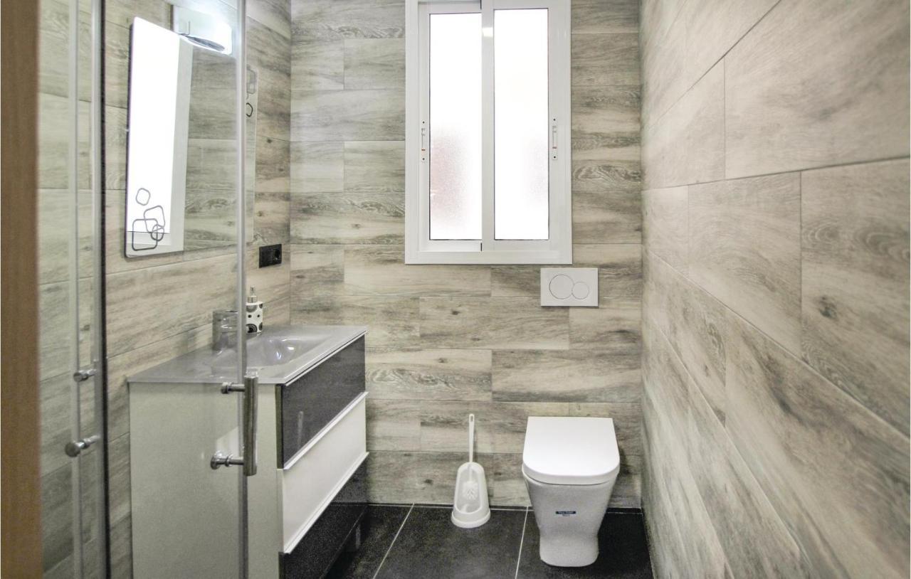 3 Bedroom Gorgeous Apartment In Аликанте Екстериор снимка